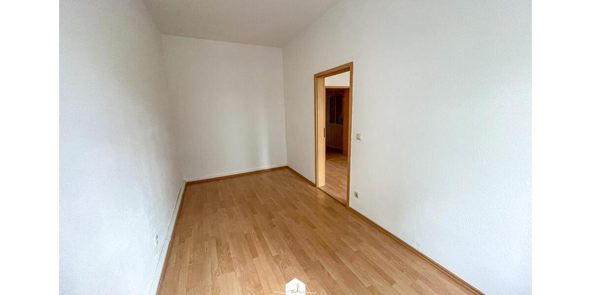 Erdgeschoßwohnung Gera - 2 Zimmer, 53 m&sup2;, 320&euro; | Angebot:24875478