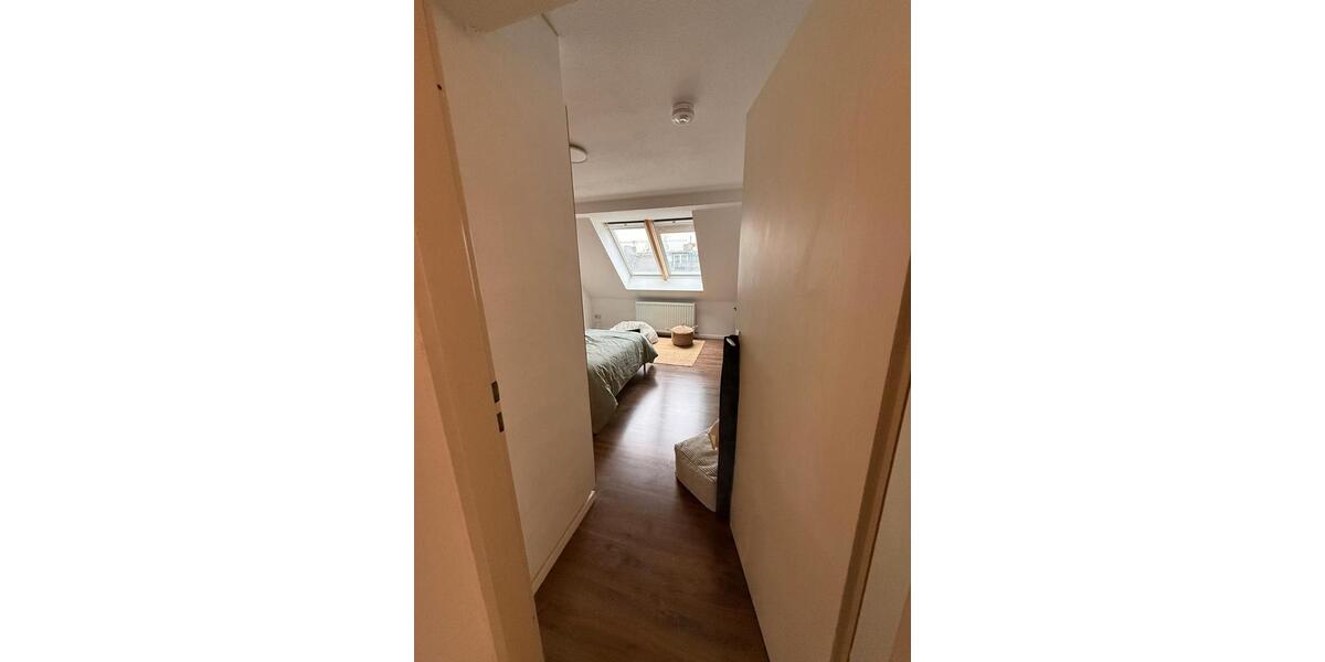 Dachgeschoßwohnung Berlin Treptow-Köpenick - 3 Zimmer, 70 m&sup2;, 1.650&euro; | Angebot:26253524