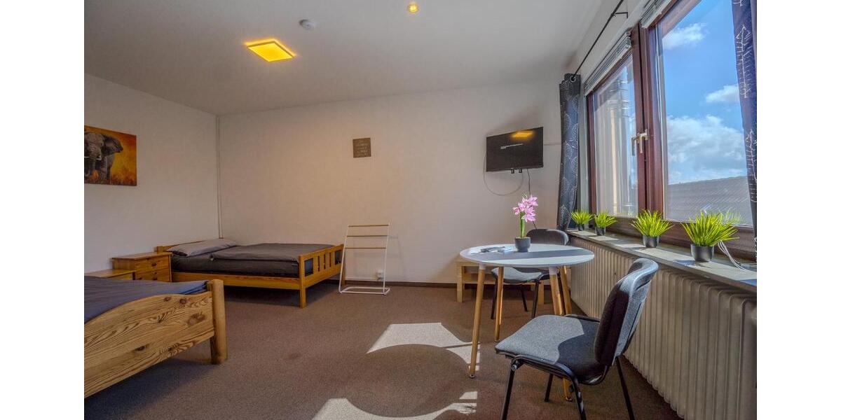 Wohnen auf Zeit Nordenham - 4 Zimmer, 130 m&sup2;, 35&euro; | Angebot:22840862