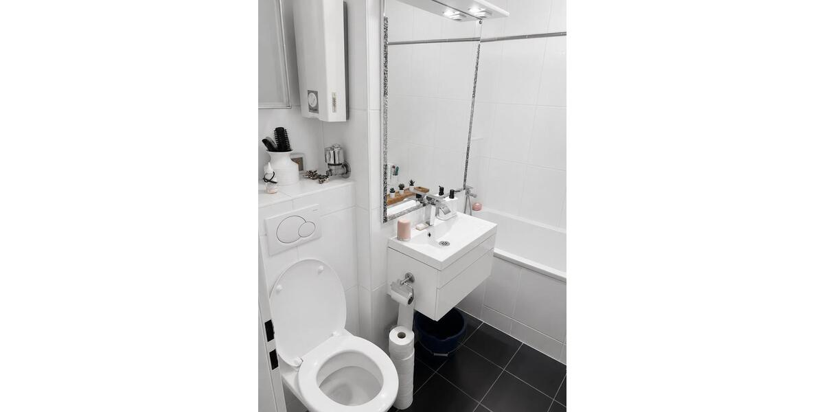 Hochparterre Aachen Aachen-Mitte - 2 Zimmer, 50 m&sup2;, 800&euro; | Angebot:26636729