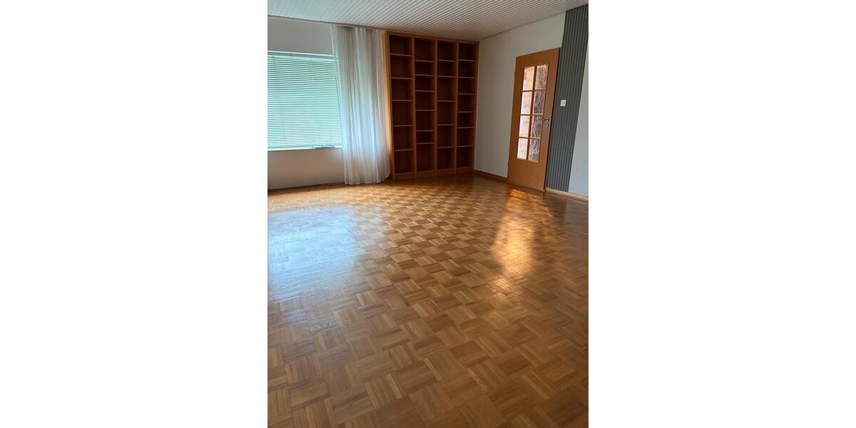 Einfamilienhaus Celle - 4 Zimmer, 134 m&sup2;, 1.300&euro; | Angebot:23404556