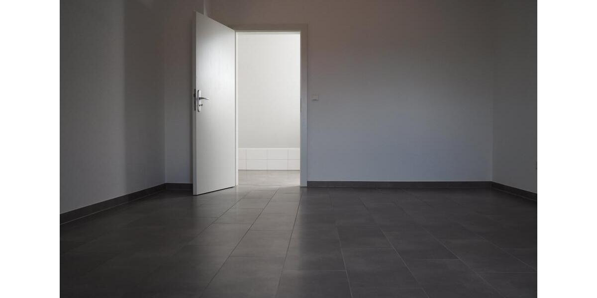 Helle, moderne Dachgeschosswohnung in Lupburg 2 zimmer