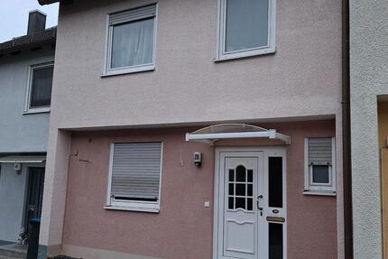 Reihenmittelhaus zu vermieten 5 zimmer