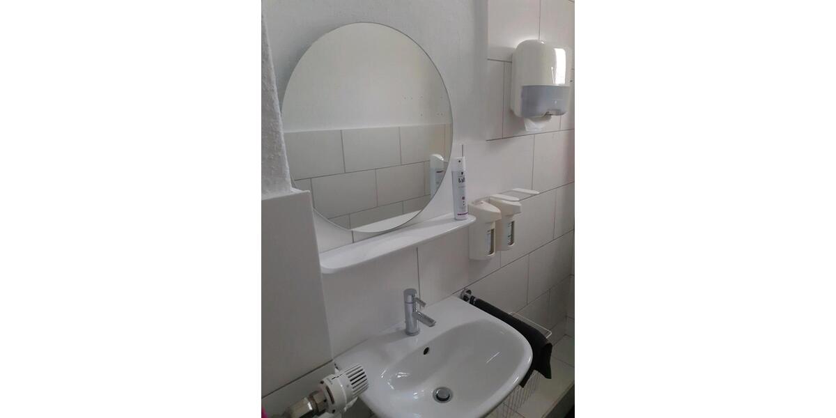 Etagenwohnung Leer (Ostfriesland) - 1 Zimmer, 75 m&sup2;, 390&euro; | Angebot:26120290