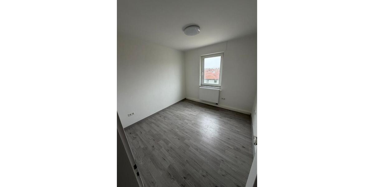 Etagenwohnung Ochsenfurt - 4 Zimmer, 75 m&sup2;, 950&euro; | Angebot:25948041