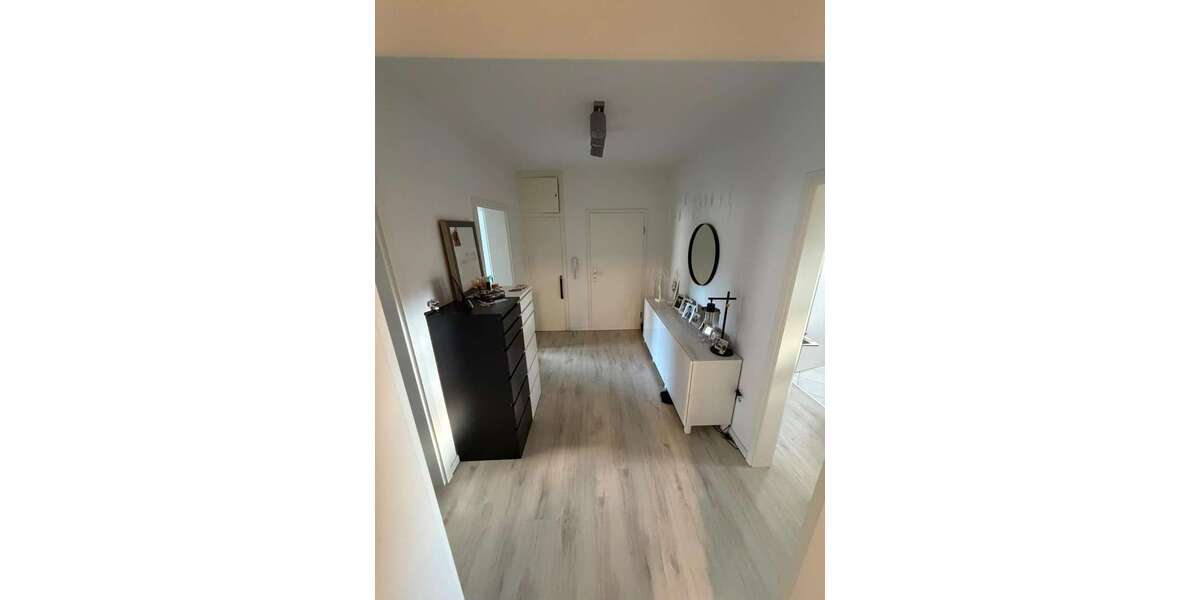Etagenwohnung Bad Meinberg Bad Meinberg - 3 Zimmer, 78 m&sup2;, 741&euro; | Angebot:27033296