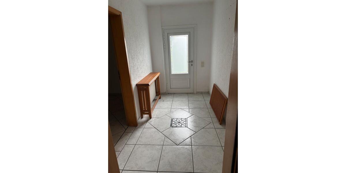 Erdgeschoßwohnung Morsbach - 2 Zimmer, 90 m&sup2;, 670&euro; | Angebot:25936370