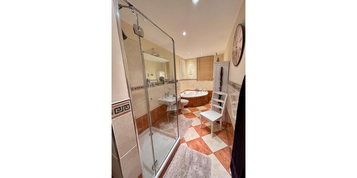 Maisonettenwohnung Markkleeberg - 5 Zimmer, 164 m&sup2;, 1.950&euro; | Angebot:25292990