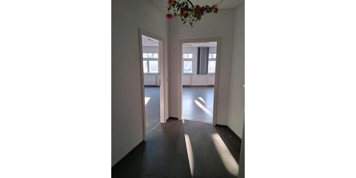 Gewerbeobjekt Bernburg (Saale) - 1.400&euro; | Angebot:24671891