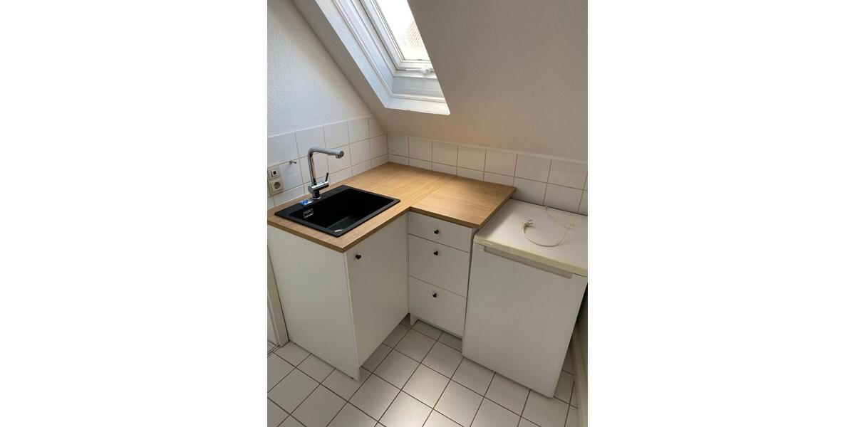 Dachgeschoßwohnung Waigolshausen - 2 Zimmer, 45 m&sup2;, 450&euro; | Angebot:26261861