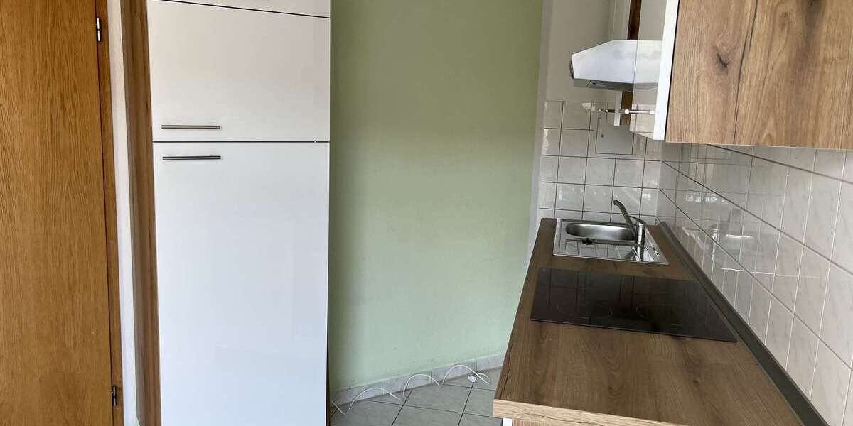 komplett möblierte 3-Zim-Wohnung mit Balkon - auch kurzfristige Mietzeit möglich 3 zimmer