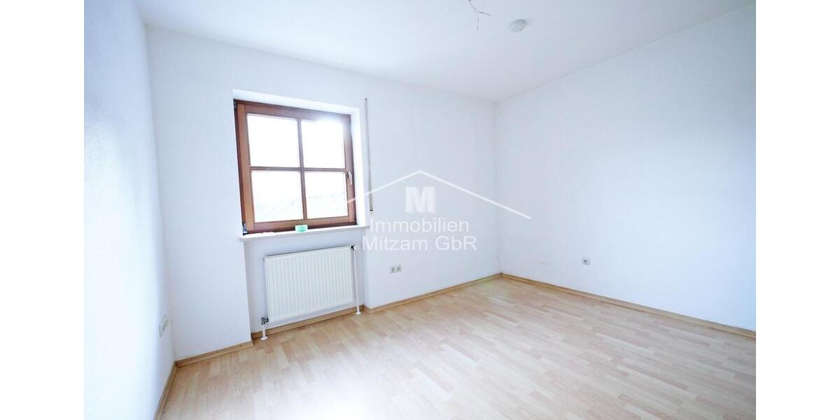 Kompakte 3-Zimmer-Ergeschoss-Whg. mit EBK und Garage in ruhiger Lage von Töging (Ref. 0001440) 3 zimmer