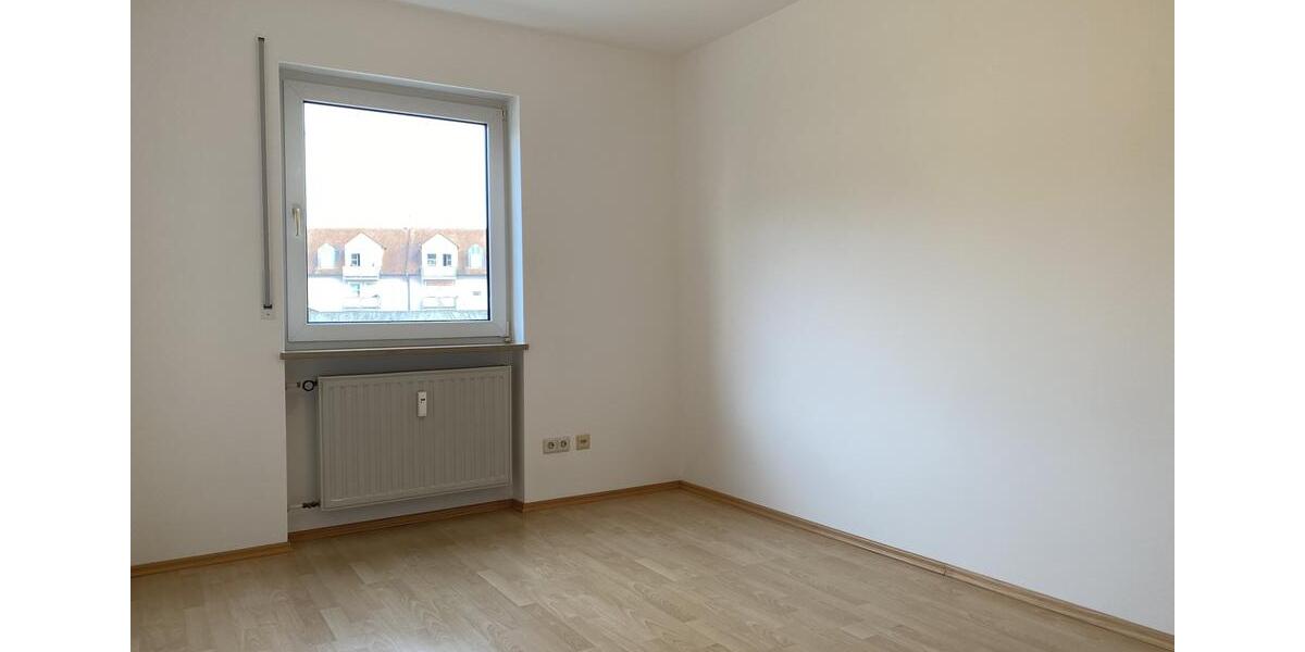 Erdgeschoßwohnung Wassertrüdingen - 3 Zimmer, 75 m&sup2;, 600&euro; | Angebot:25418023