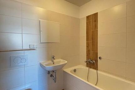 Renovierte Wohnung wartet auf neuen Mieter! 3 zimmer