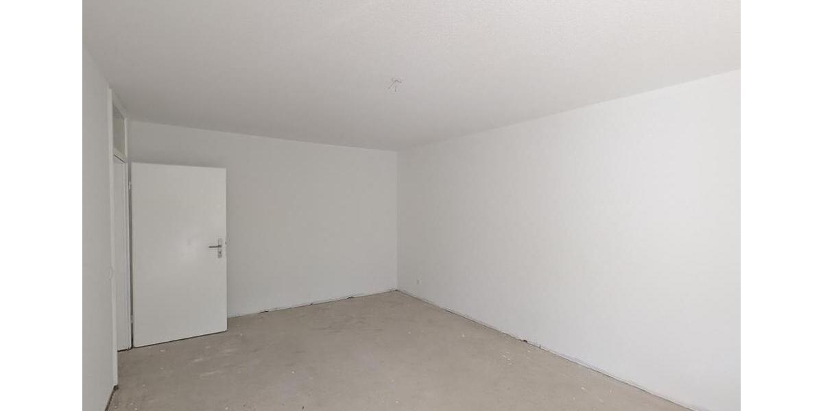 Etagenwohnung Essen Stadtbezirk VI - 3 Zimmer, 81 m&sup2;, 699&euro; | Angebot:26107011