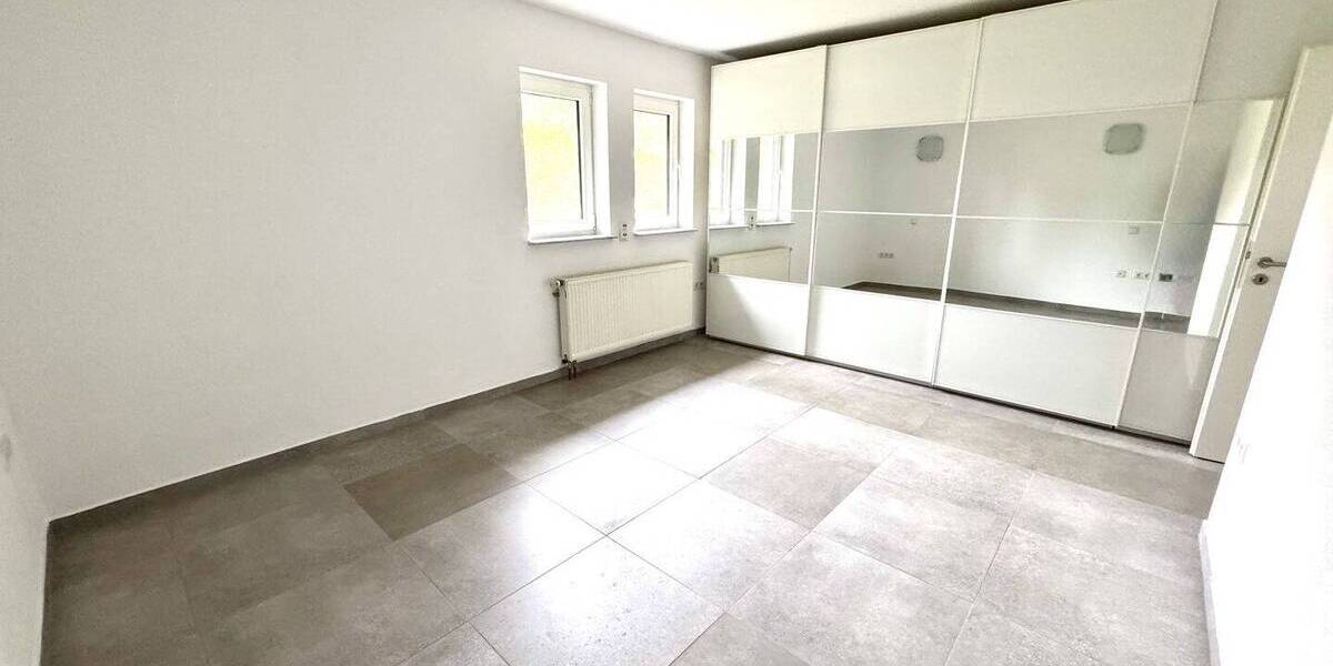 Etagenwohnung Kaiserslautern Innenstadt - 2 Zimmer, 82 m&sup2;, 820&euro; | Angebot:26514986