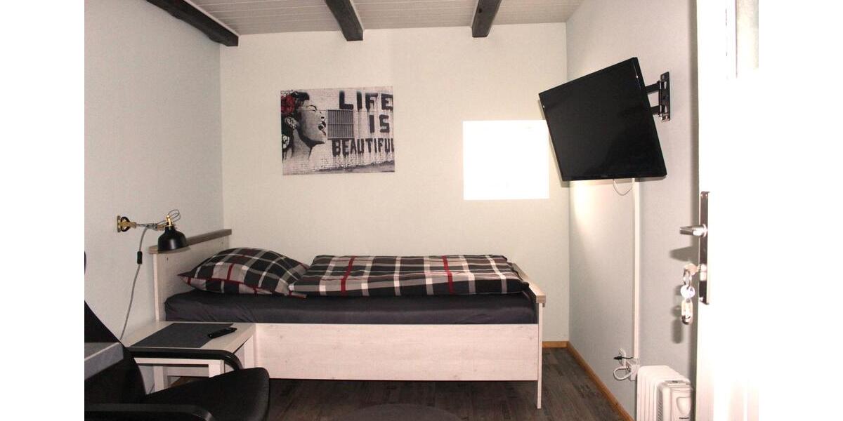 Etagenwohnung Toppenstedt - 1 Zimmer, 12 m&sup2;, 485&euro; | Angebot:26676500