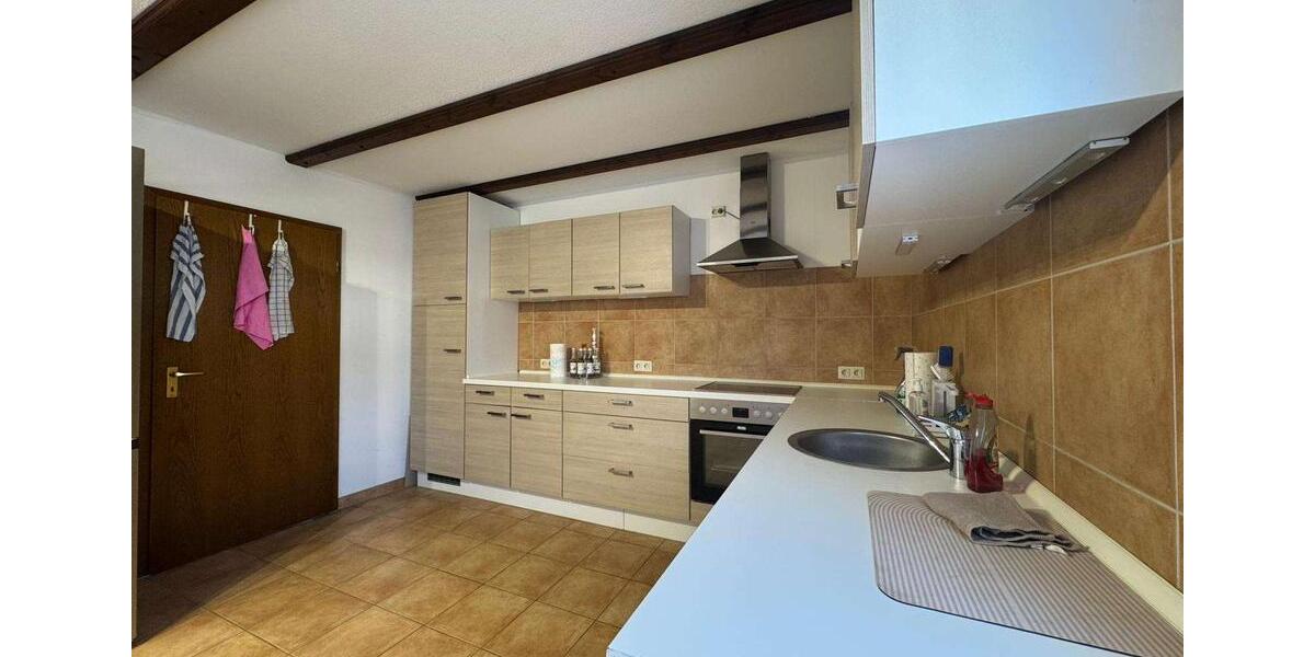 Erdgeschoßwohnung Weidhausen bei Coburg - 3.5 Zimmer, 115 m&sup2;, 850&euro; | Angebot:25841288