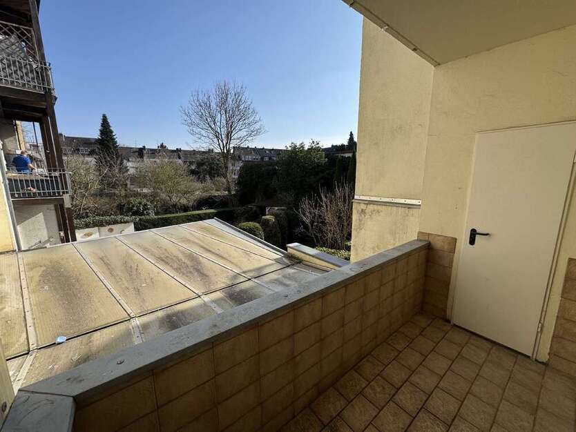 Wohnung zum Mieten in Düsseldorf 990 € 125 m²