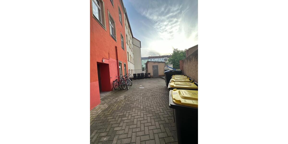 Dachgeschoßwohnung Riesa - 2 Zimmer, 38 m&sup2;, 260&euro; | Angebot:25808029