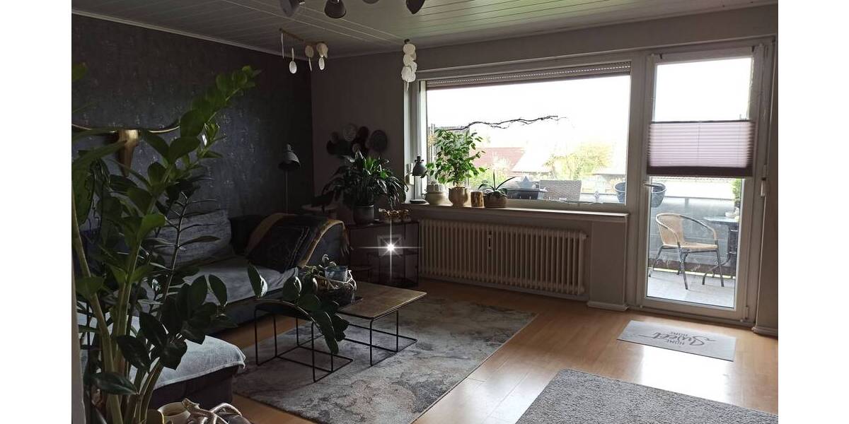 Etagenwohnung Seesen Herrhausen - 3 Zimmer, 93 m&sup2;, 600&euro; | Angebot:24766043