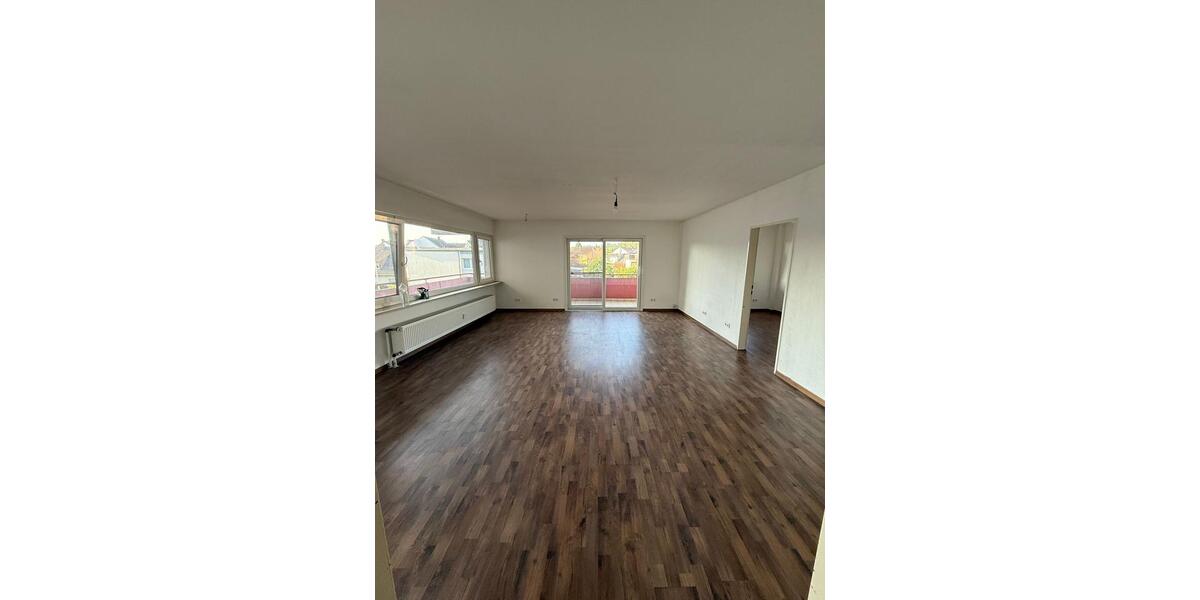 Etagenwohnung Hanau Groß-Steinheim - 2 Zimmer, 85 m&sup2;, 1.200&euro; | Angebot:25225995