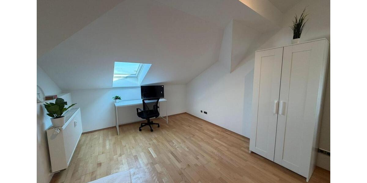 Etagenwohnung Bamberg Bamberg-Ost - 1 Zimmer, 297 m&sup2;, 435&euro; | Angebot:26560579