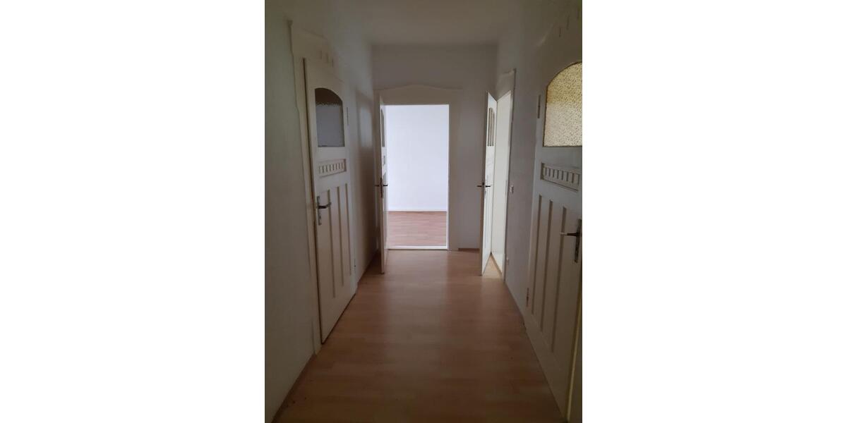 Etagenwohnung Auerbach/Vogtland Vogtland - 2 Zimmer, 73 m&sup2;, 330&euro; | Angebot:25136056