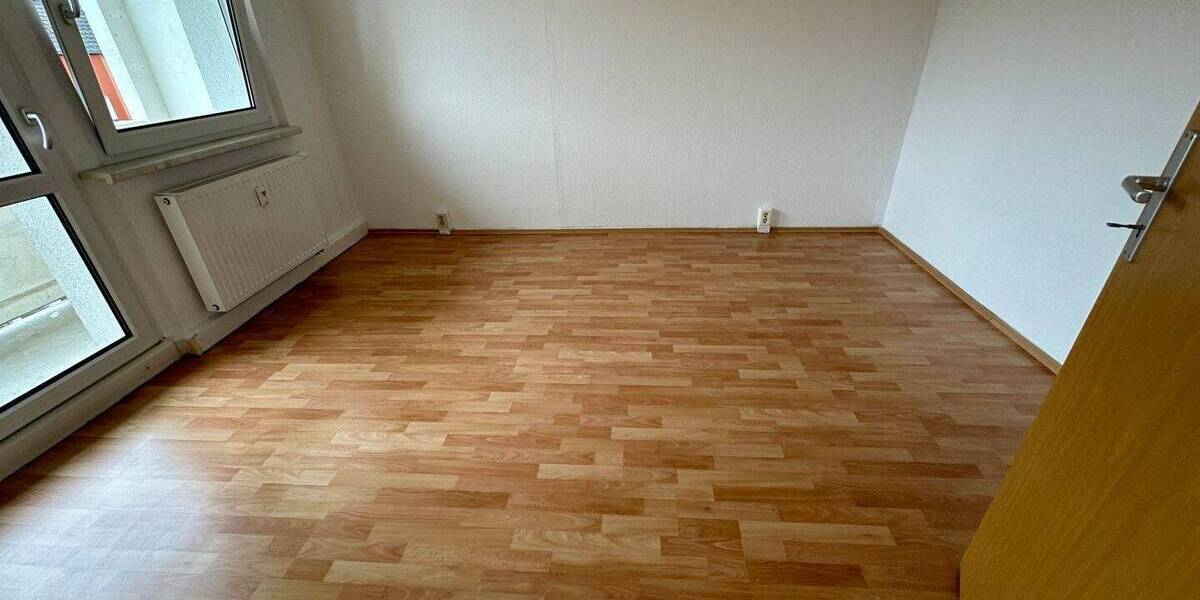 Zimmer Chemnitz Reichenbrand - 5 Zimmer, 100 m&sup2;, 599&euro; | Angebot:26080196