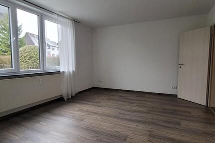 Wohnung Sinn - 4 Zimmer, 114 m&sup2;, 1.100&euro; | Angebot:25082717