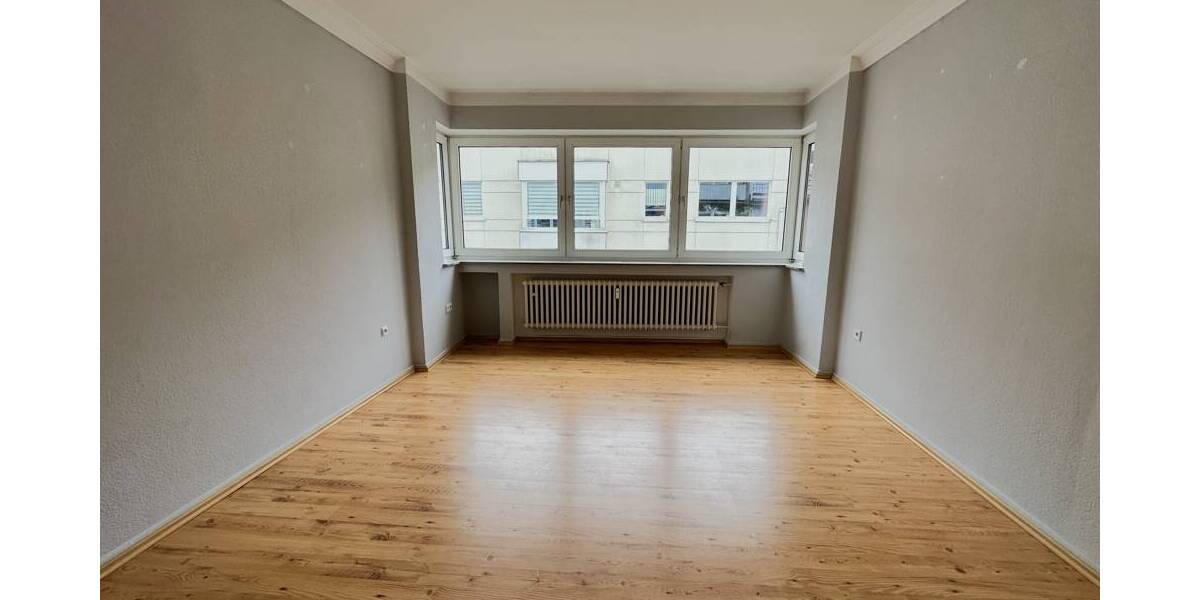 Etagenwohnung Gelsenkirchen Altstadt - 4 Zimmer, 130 m&sup2;, 750&euro; | Angebot:26094164