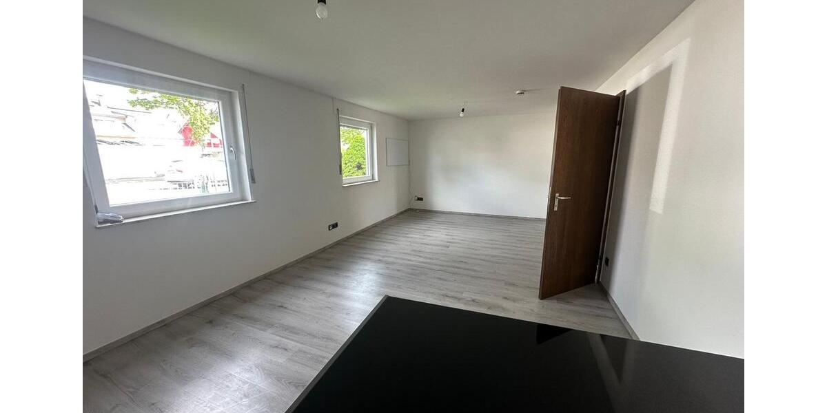 Etagenwohnung Albstadt Gemarkung Onstmettingen - 4 Zimmer, 140 m&sup2;, 1.100&euro; | Angebot:26691626