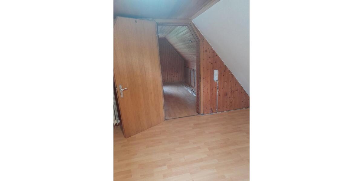 Etagenwohnung Reichshof - 3 Zimmer, 70 m&sup2;, 550&euro; | Angebot:26647375