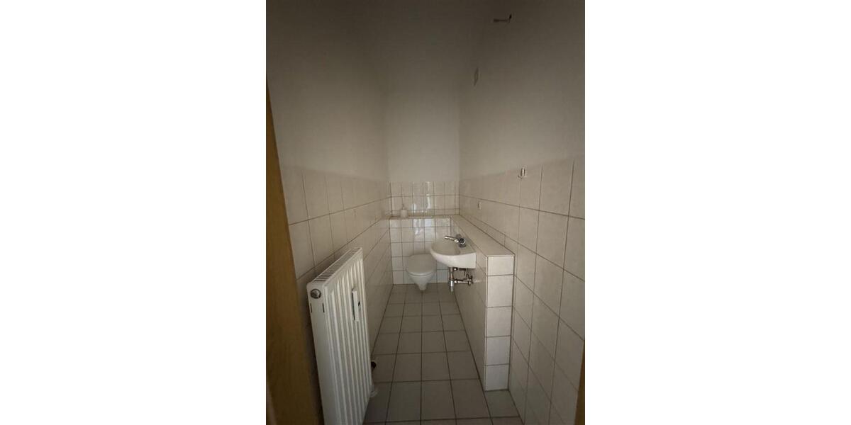 Etagenwohnung Güsten - 3 Zimmer, 69 m&sup2;, 450&euro; | Angebot:23703879