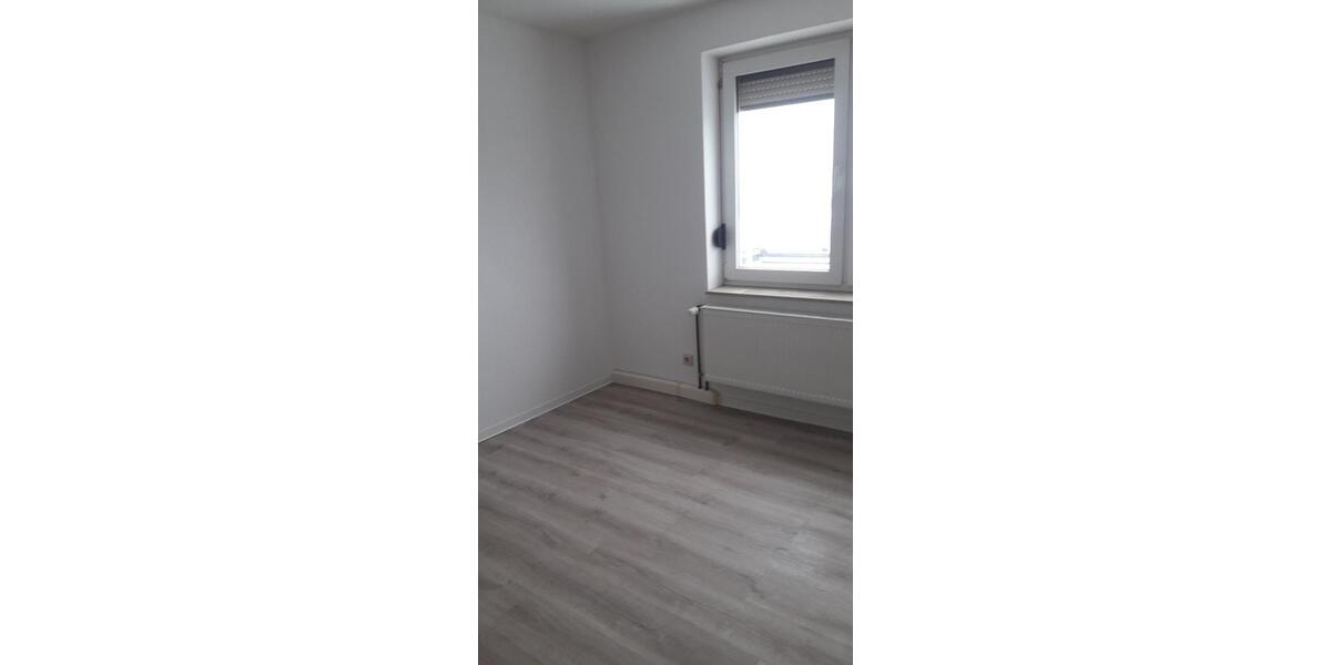 Etagenwohnung Rosenow - 5 Zimmer, 61 m&sup2;, 430&euro; | Angebot:24831936