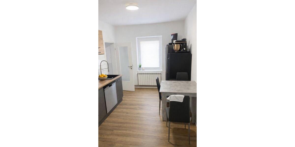 Erdgeschoßwohnung Schwedt (Oder) - 3 Zimmer, 100 m&sup2;, 1.100&euro; | Angebot:26032855