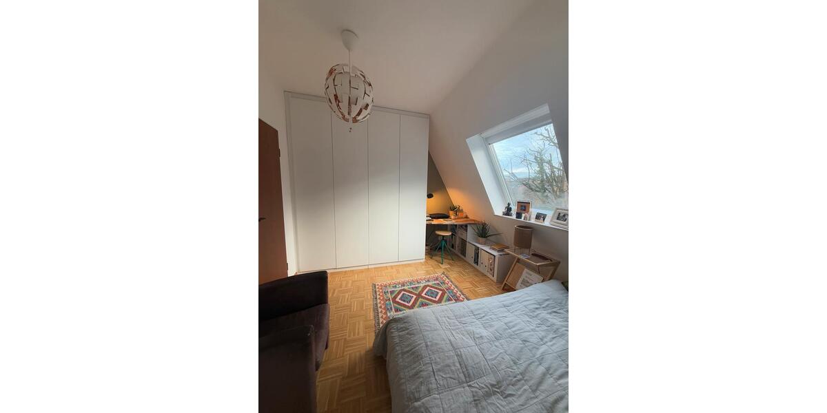 Vollmöblierte Wohnung zur Untermiete für 6 Monate 4 zimmer