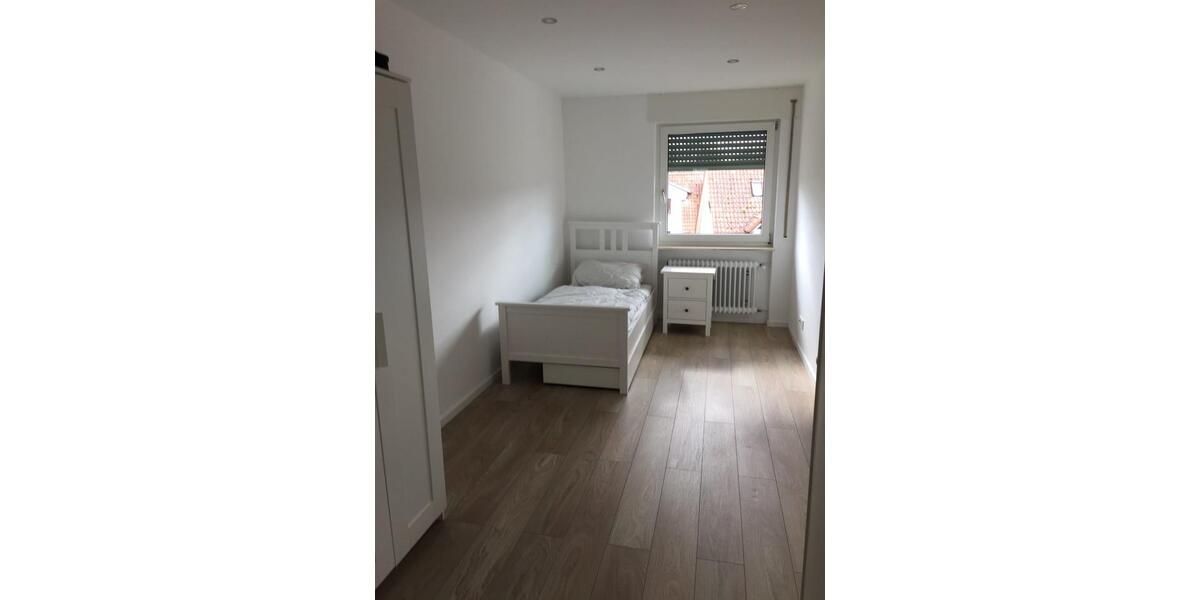 Etagenwohnung Weil der Stadt - 4 Zimmer, 91 m&sup2;, 1.500&euro; | Angebot:26557846