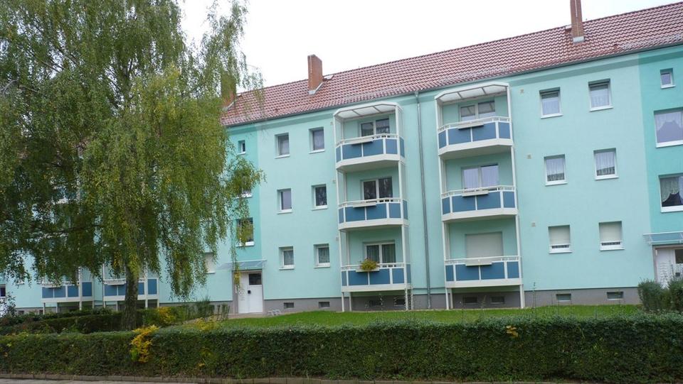 Etagenwohnung Nienburg (Saale) - 2 Zimmer, 50 m&sup2;, 325&euro; | Angebot:26162208