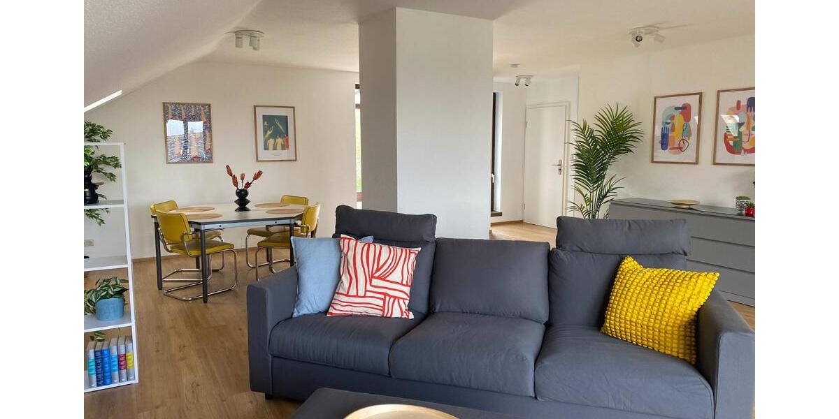 Dachgeschoßwohnung Hofheim am Taunus - 1.5 Zimmer, 71 m&sup2;, 1.775&euro; | Angebot:24611179