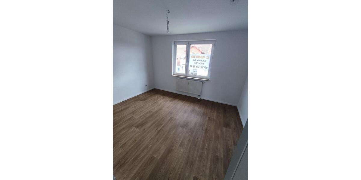 Etagenwohnung Mügeln - 3 Zimmer, 78 m&sup2;, 629&euro; | Angebot:23152323