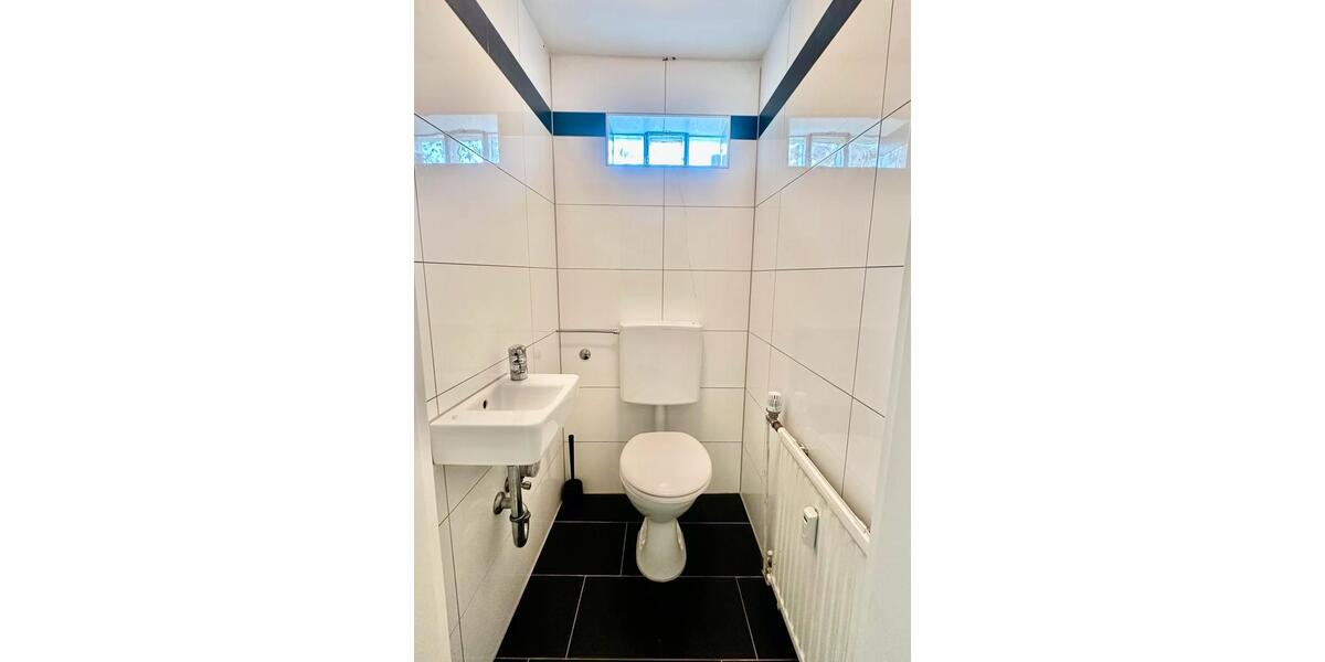 Dachgeschoßwohnung Bad Dürkheim - 5 Zimmer, 100 m&sup2;, 950&euro; | Angebot:26638273