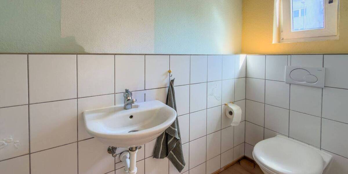 Einfamilienhaus Mannheim Neckarau - 6 Zimmer, 176 m&sup2;, 1.900&euro; | Angebot:26203550
