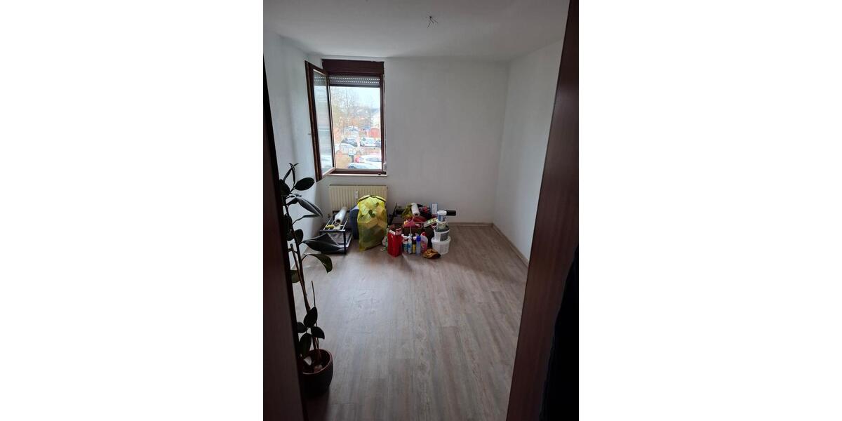 Etagenwohnung Heidenheim an der Brenz - 4 Zimmer, 89 m&sup2;, 890&euro; | Angebot:25589638