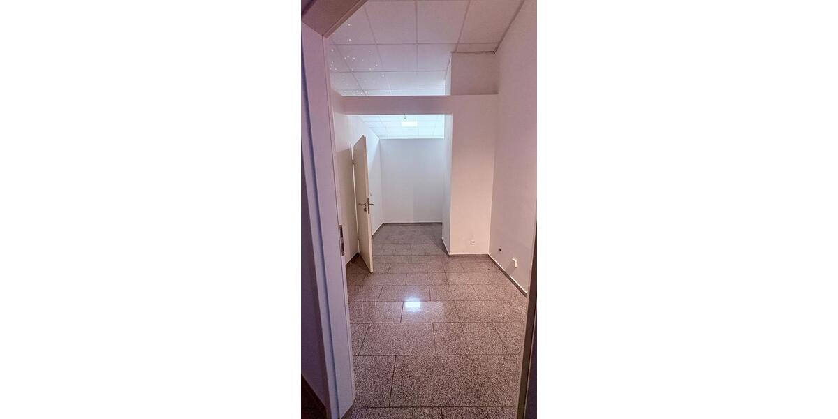 Gewerbeobjekt Reutlingen - 10&euro; | Angebot:26543996