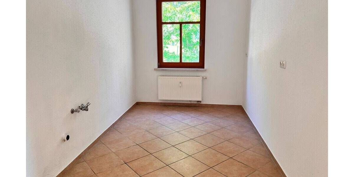 Gewerbeobjekt Netzschkau Dungersgrün - 6 Zimmer, 154 m&sup2;, 787&euro; | Angebot:23561180