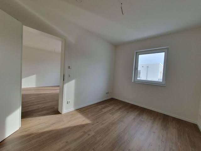 Etagenwohnung Düren Mariaweiler-Hoven - 5 Zimmer, 128 m&sup2;, 1.100&euro; | Angebot:25514600