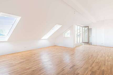Wohnung Chemnitz Zentrum - 5 Zimmer, 121 m&sup2;, 1.367&euro; | Angebot:27255593