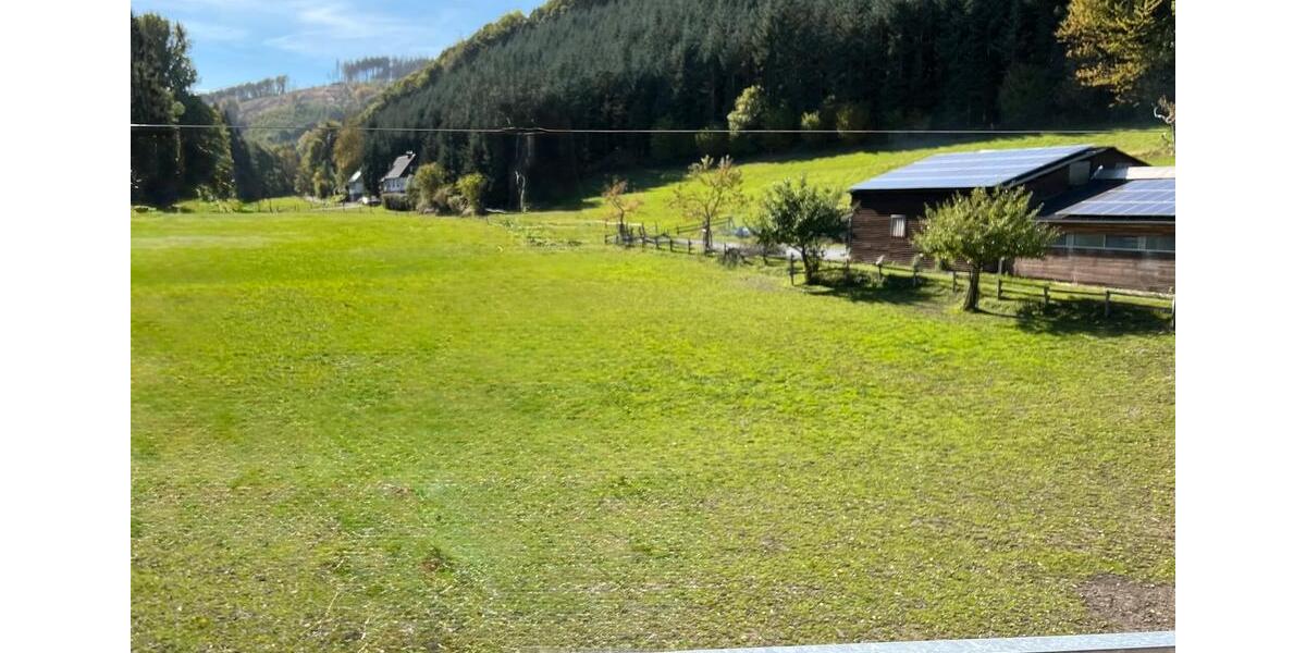 Dachgeschoßwohnung Sundern (Sauerland) - 4 Zimmer, 130 m&sup2;, 807&euro; | Angebot:25637274