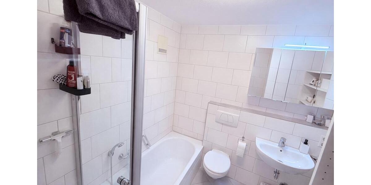 Hochparterre Brackenheim - 3.5 Zimmer, 75 m&sup2;, 1.050&euro; | Angebot:26235925